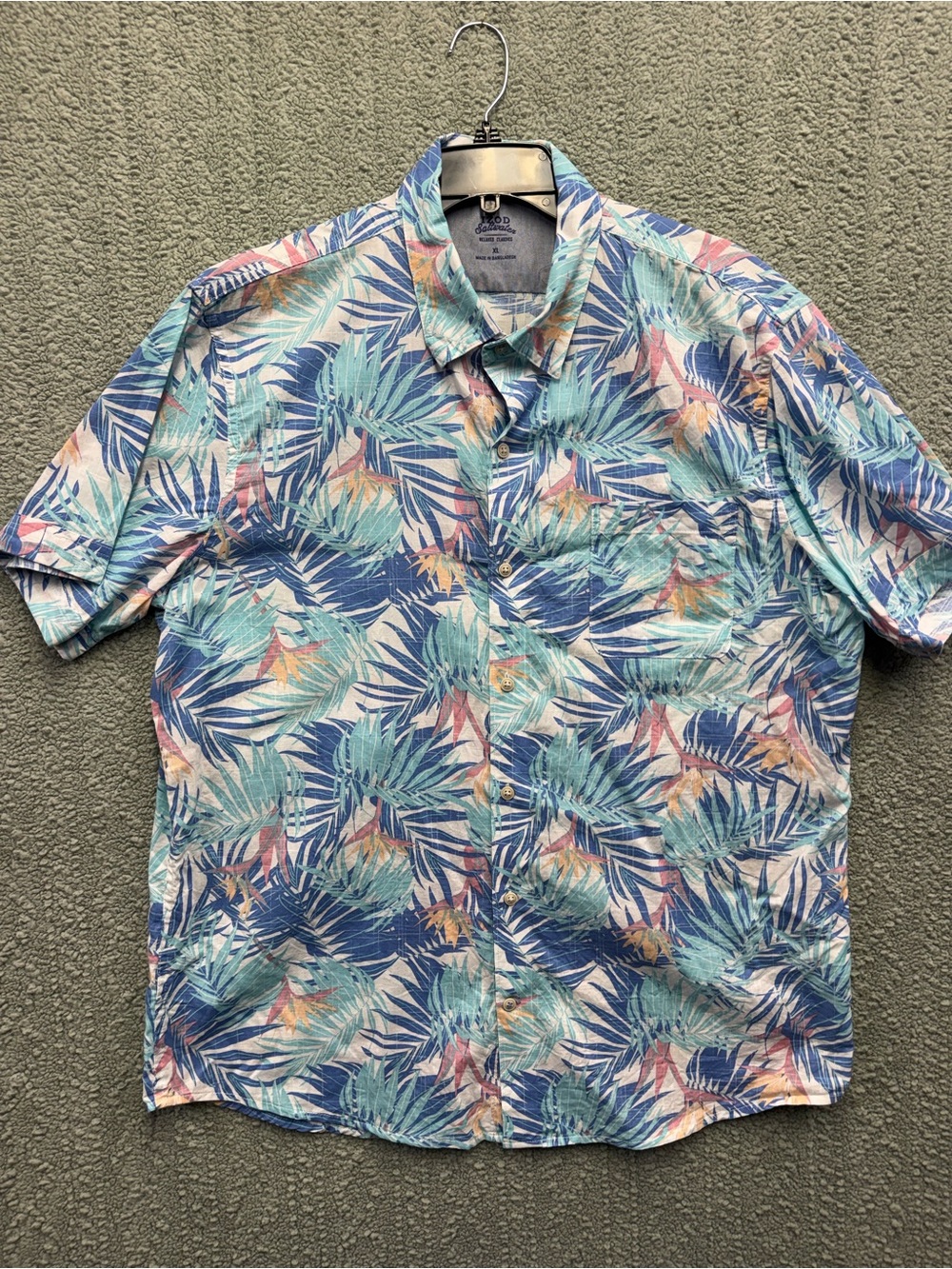 Izod Men's Tropical Print Short-Sleeve Button-Down Shirt - Blue Teal Pink